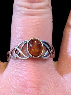 925 Sterling Silver Celtic Knot Amber Size 13 Ring